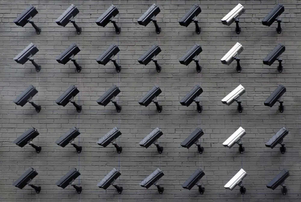 Seguridad electrónica — CCTV y control de infraestructuras